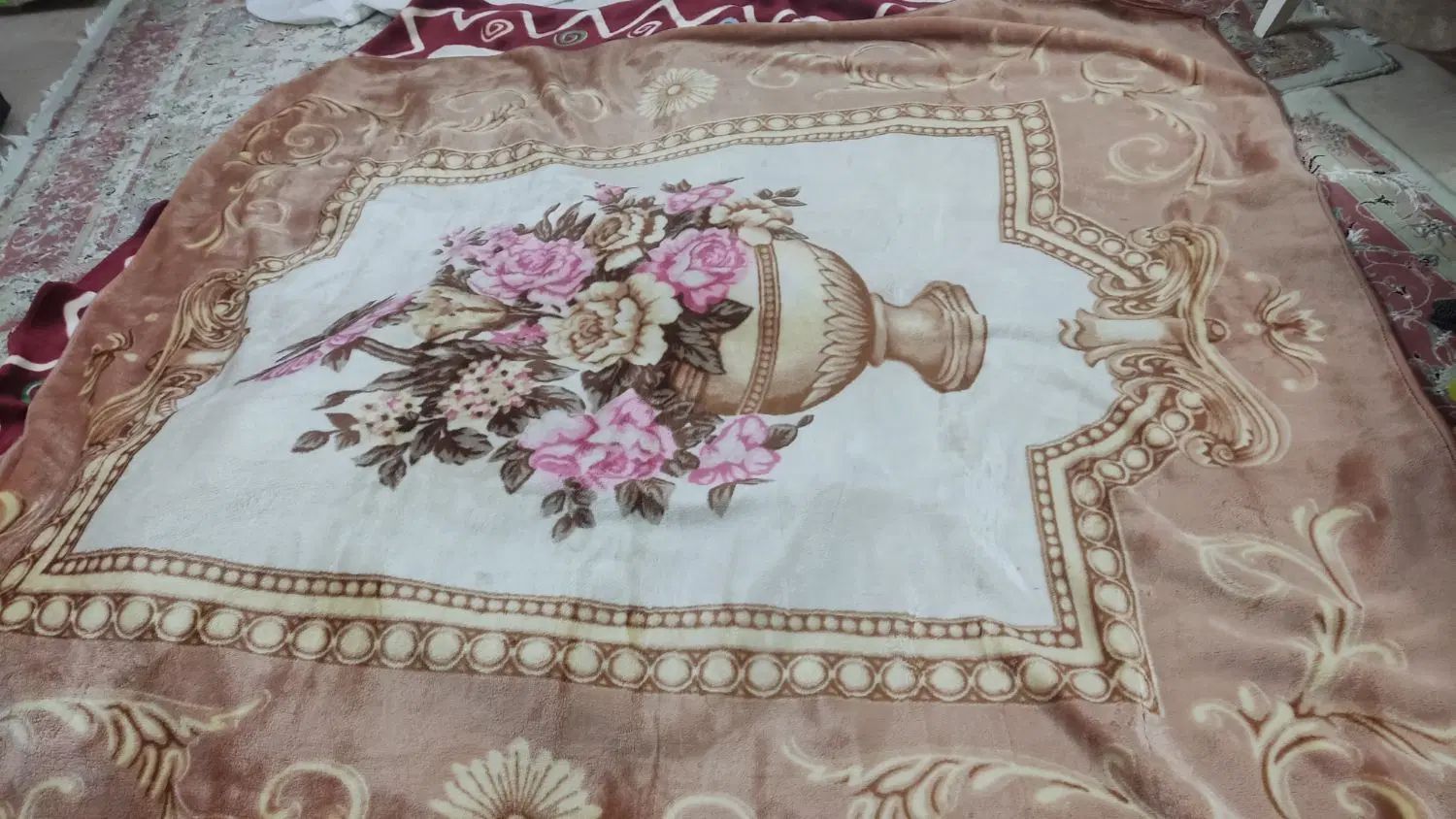 پتو تشک گلبافت تشک پنبه بچه گانه وبزرگ|رختخواب، بالش، پتو|کرج, کوی کارمندان جنوبی|دیوار