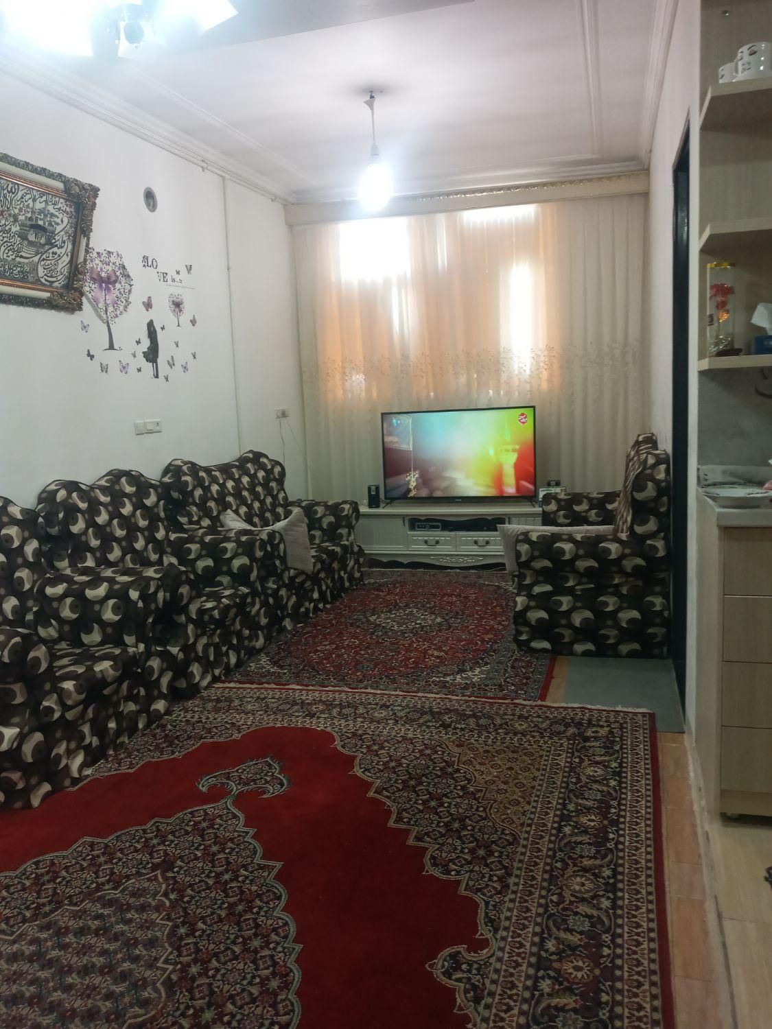 طبقه اول بلوار نواب .پارکینگ دار رهن کامل|اجارهٔ خانه و ویلا|یزد, |دیوار