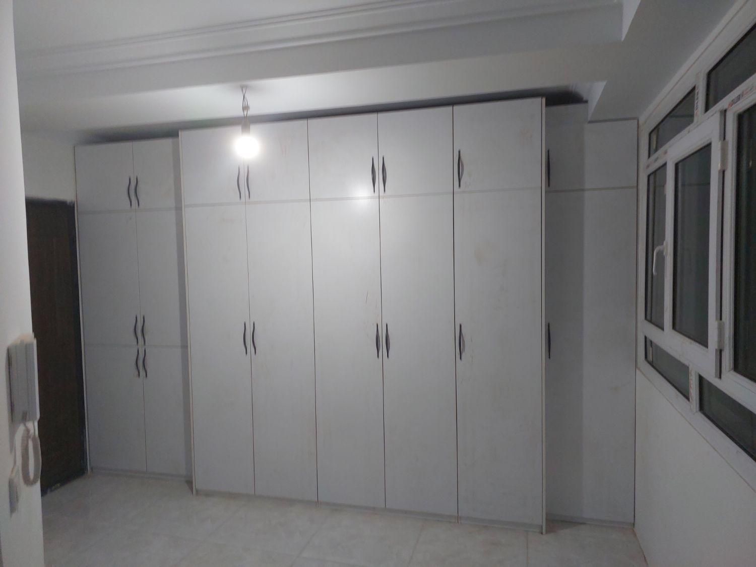 کمد دیواری ریلی و تخت کمجا با شرایط ویژه|جاکفشی، کمد، دراور|فردیس, فردیس|دیوار