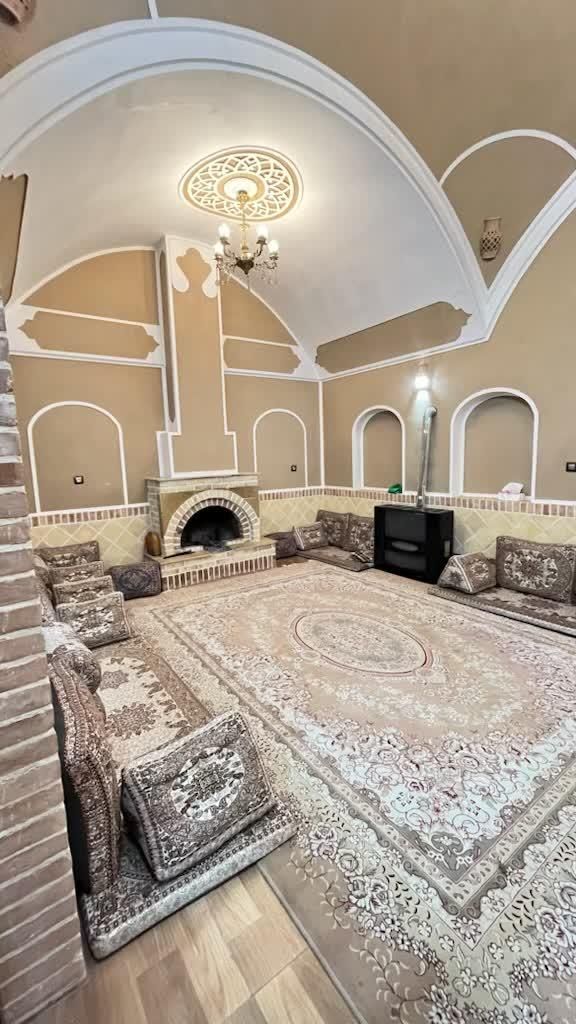 اجاره روزانه خانه باغ سنتی مهریز|اجارهٔ کوتاهمدت ویلا و باغ|مهریز, |دیوار