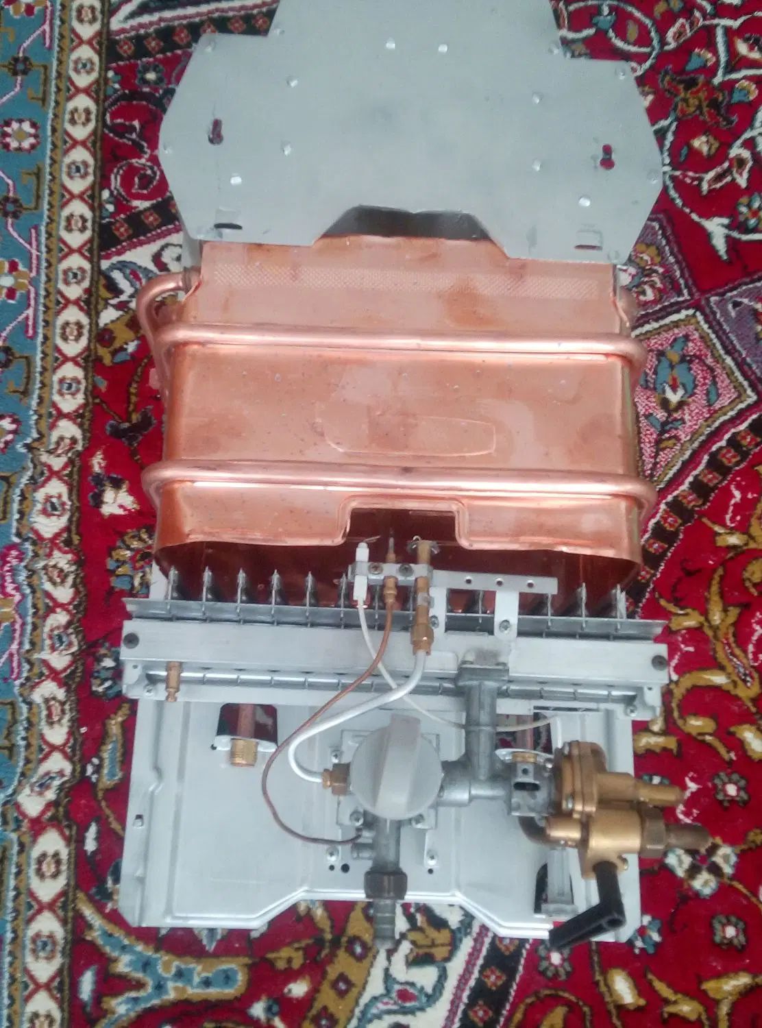آبگرمکن دیواری بوتان3115|آبگرمکن، پکیج، شوفاژ|اصفهان, لاله|دیوار