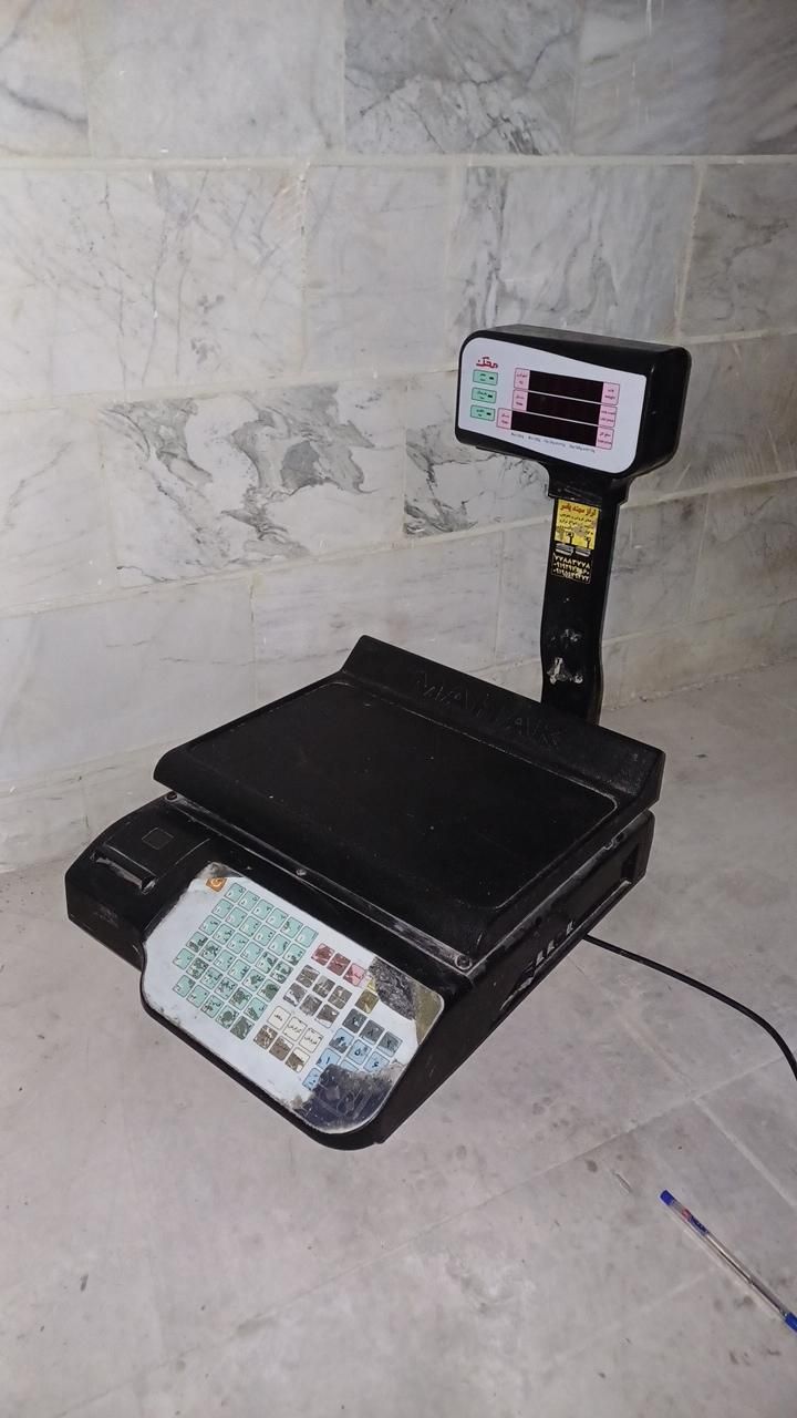 معاوضه ترازو محک ۵۰ کیلیویی و غرفه|فروشگاه و مغازه|تهران, خاک سفید|دیوار