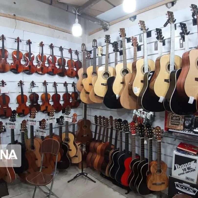 انواع گیتار|گیتار، بیس، امپلیفایر|خرمآباد, |دیوار