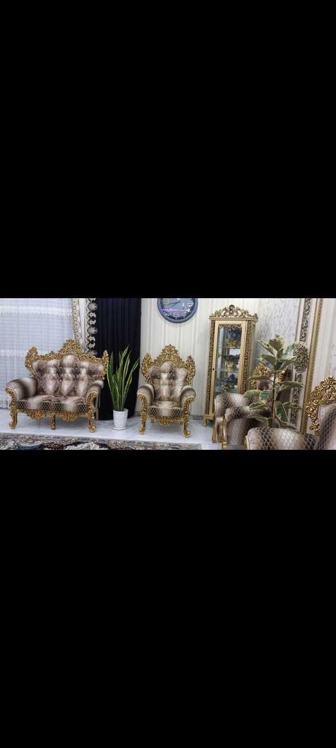 مبل سلطنتی ، استیل شیک و ویترین اشانتیون|مبلمان خانگی و میز عسلی|اصفهان, شهرک زاینده رود|دیوار