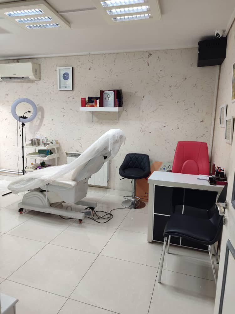 اجاره واحد پزشکی بر اصلی چهارراه گلسار|اجارهٔ دفتر کار، اتاق اداری، مطب|رشت, گلسار|دیوار