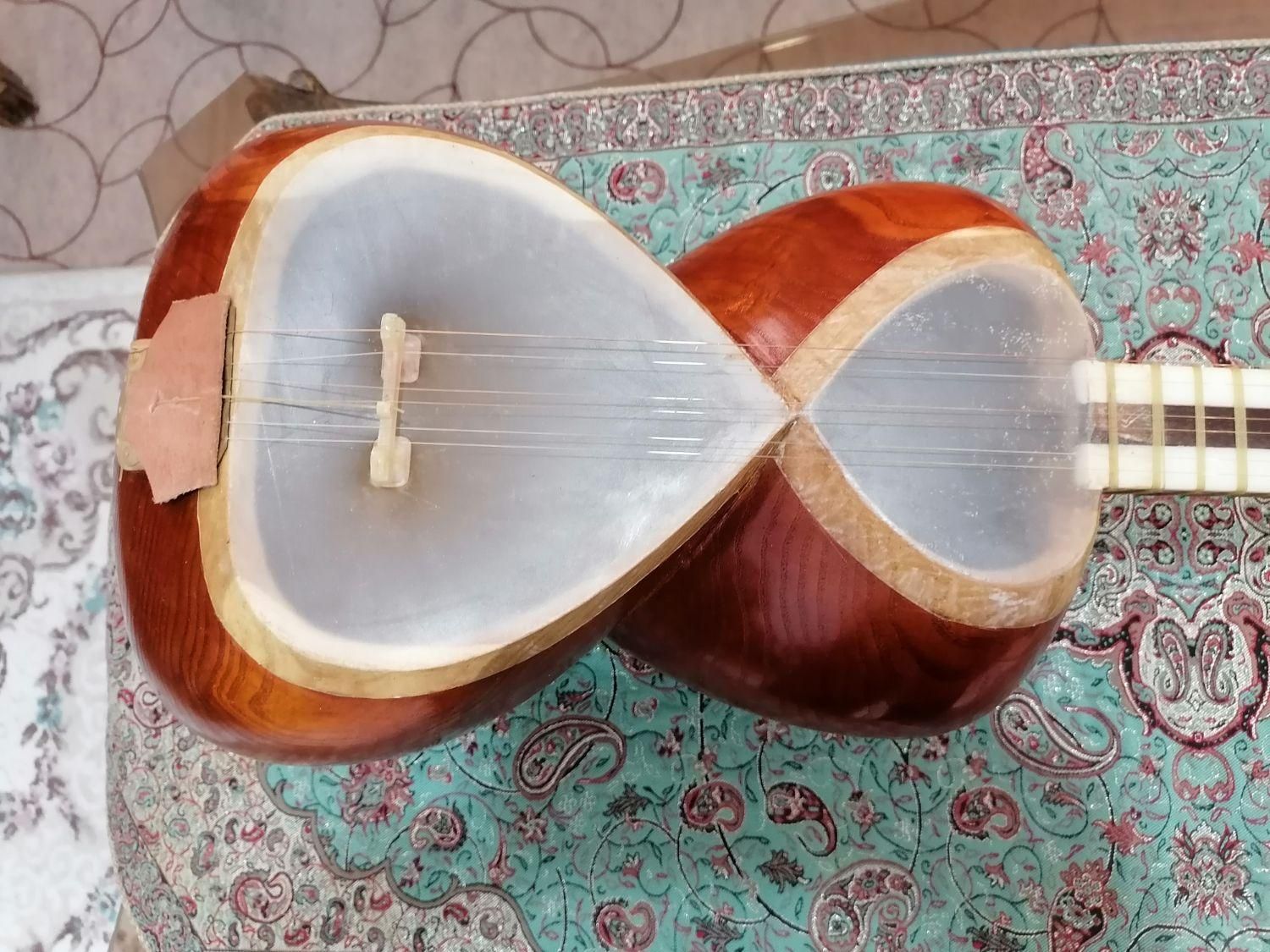 تار،جفت مهرکنونی|سازهای سنتی|سنندج, |دیوار