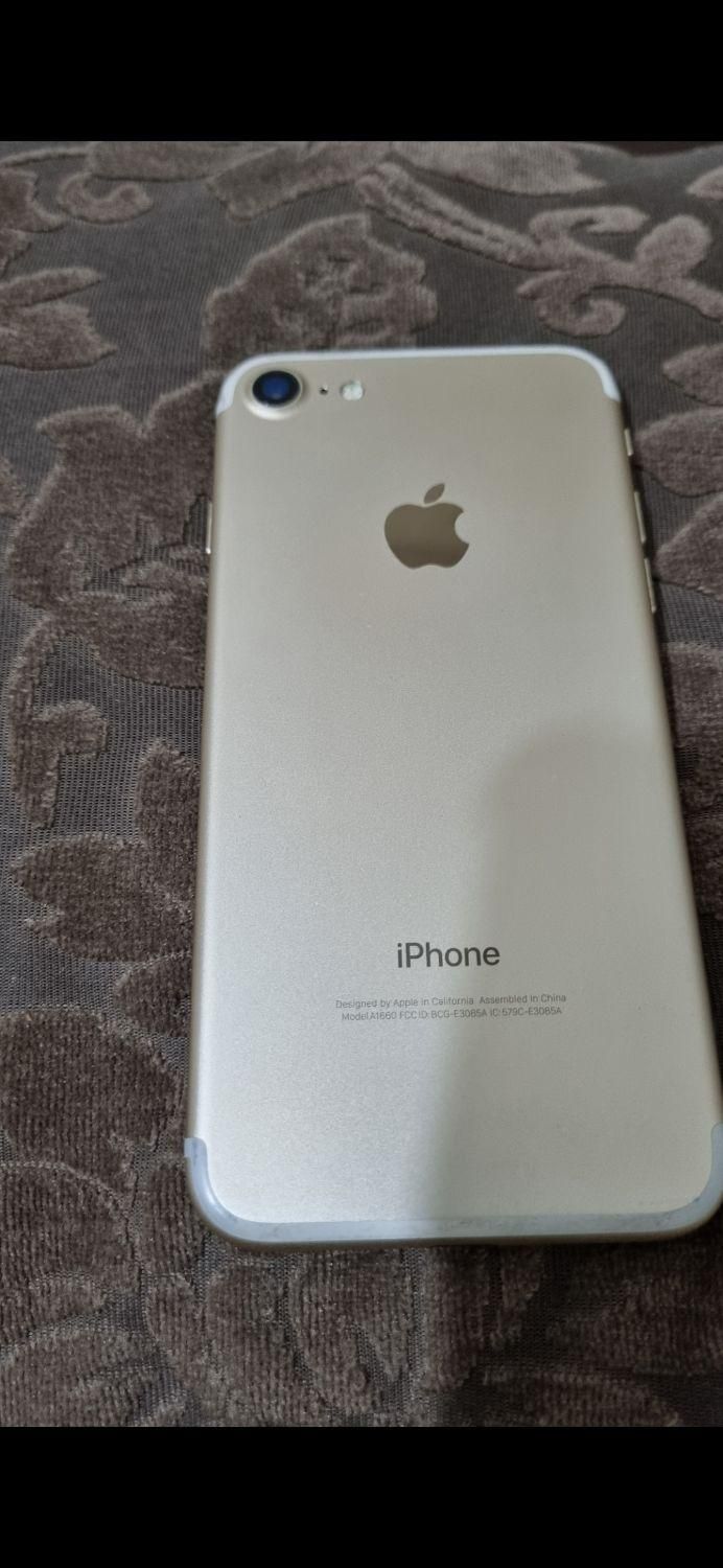 اپل iPhone 7 با حافظهٔ ۳۲ گیگابایت|موبایل|فردیس, فردیس|دیوار