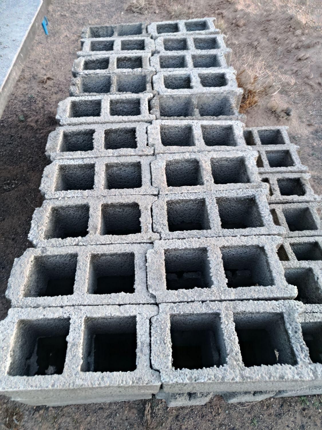 انواع بلوک سیمانی درجه یک|مصالح و تجهیزات ساختمان|سیرجان, |دیوار