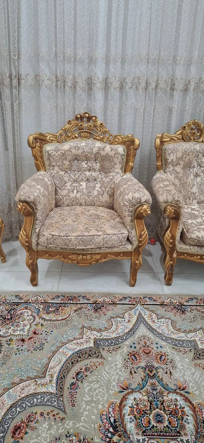مبلمان و نهار خوری تمام چوب، رویه و فوم سالم و نو|مبلمان خانگی و میز عسلی|سنندج, |دیوار