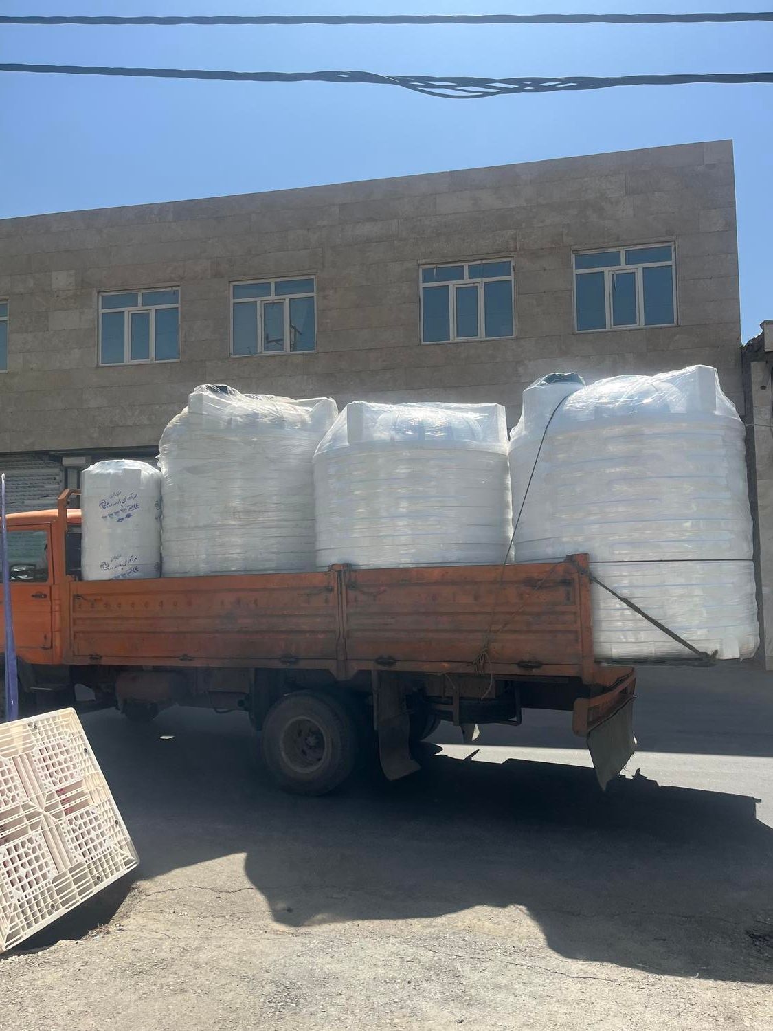 تانکر اب شرب*/مخزن اب ۶۰۰۰ مهراوران پارسه|مصالح و تجهیزات ساختمان|کرج, فاز ۱ مهرشهر|دیوار