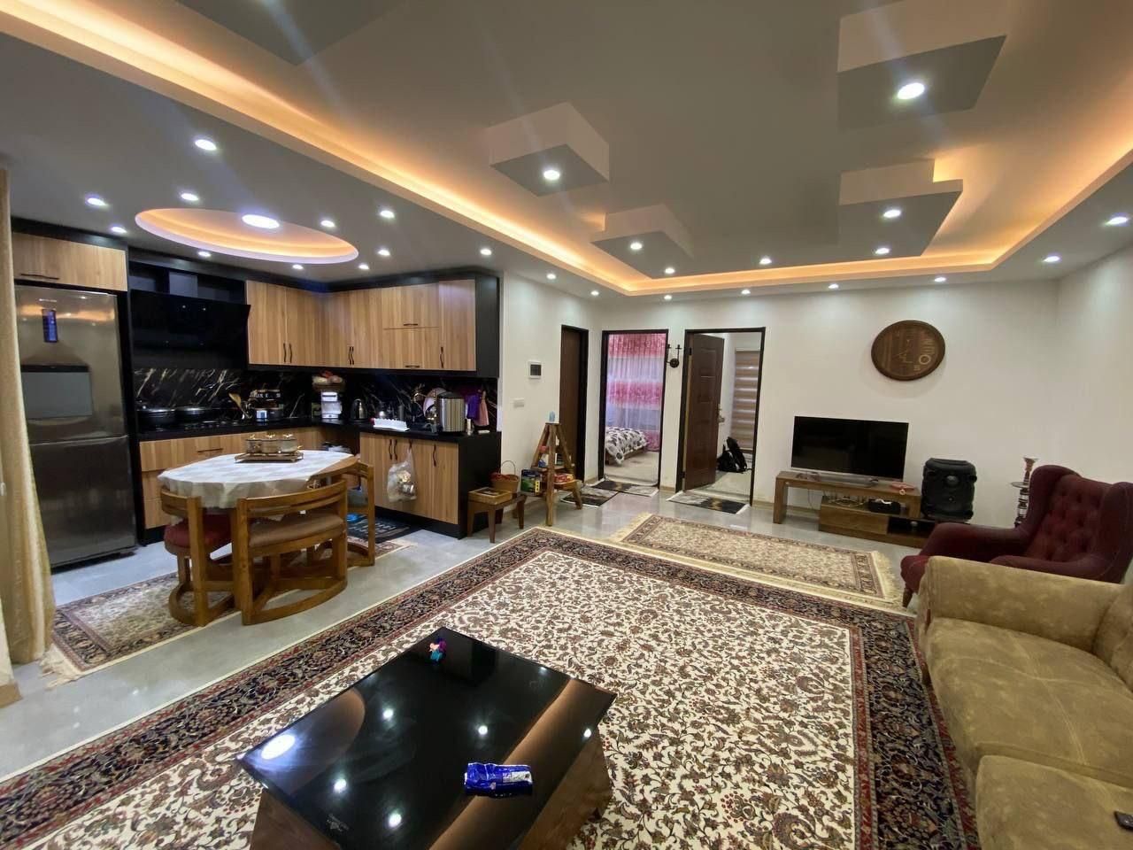 فروش ویلای فلت مدرن و شهرکی 220 متر/استخر روباز|فروش خانه و ویلا|نور, |دیوار