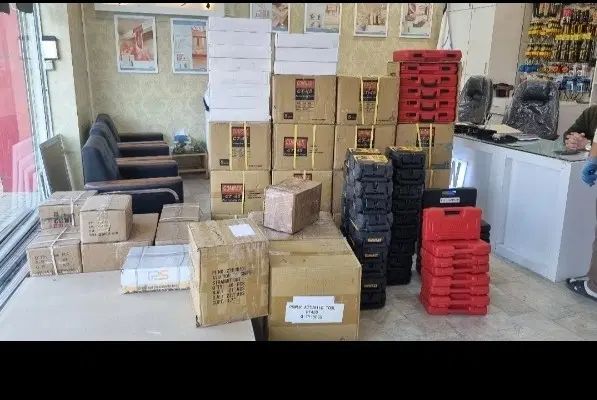 تفنگ میخکوب،کامرکس.ترازدیوالت.اسکروگان ماکیتا|ابزارآلات|مشهد, شهرک لشکر (شهرک غرب)|دیوار