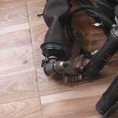 دستک۲۰۶پنوماتیک|قطعات یدکی و لوازم جانبی|اصفهان, جلوان|دیوار