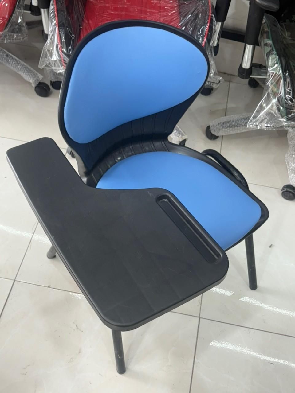 میز . نیمکت و تجهیزات|صندلی و نیمکت|کرمان, |دیوار