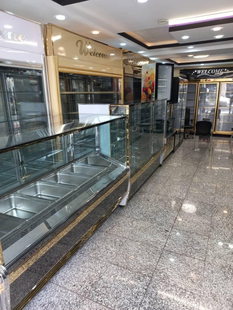 یخچال لبنیاتی وفروشگاهق بنماری دار استیل|فروشگاه و مغازه|رشت, انصاری|دیوار