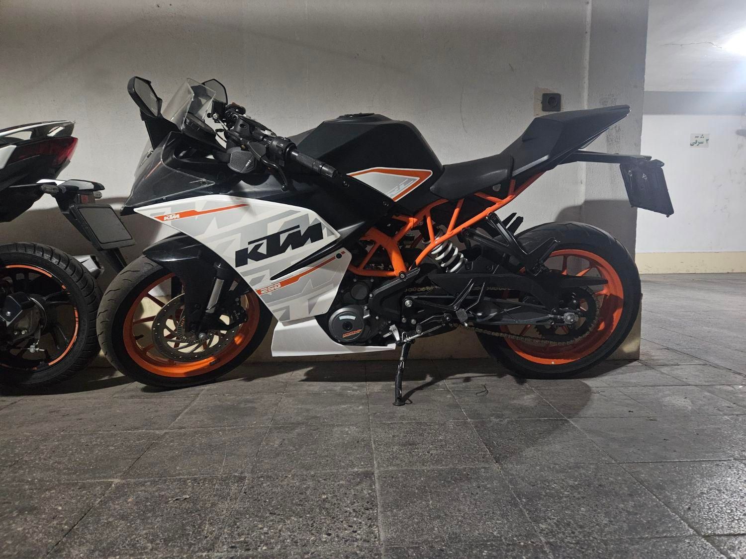 ktm rc|موتورسیکلت|تهران, آبشار تهران|دیوار