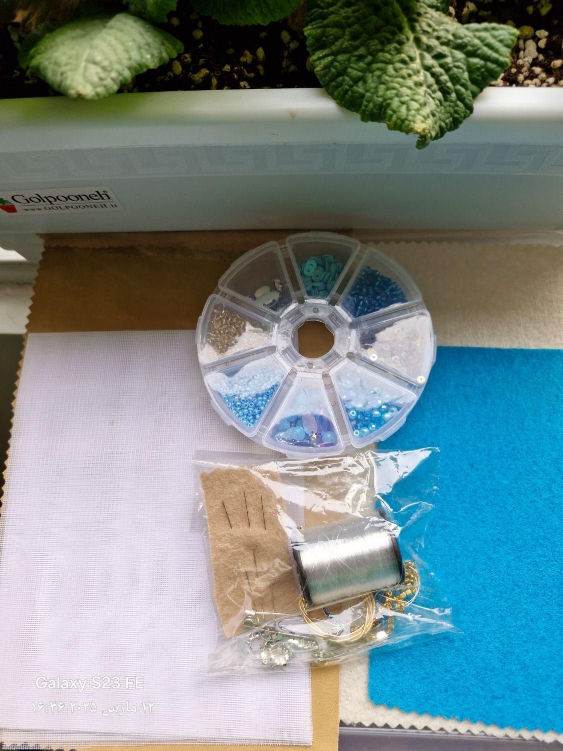 پک جواهر دوزی رنگ مشکی،قرمز و آبی همراه با ملزومات|لوازم خیاطی و بافتنی|تهران, علم و صنعت|دیوار