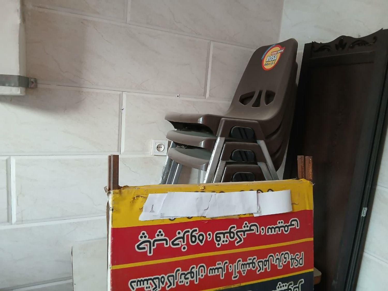 صندلی|صندلی و نیمکت|قرچک, |دیوار