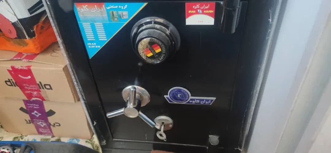 گاوصندوق صفحه دیجیتالی درب مخفی ضدسرقت|ابزارآلات|کرج, باغستان|دیوار