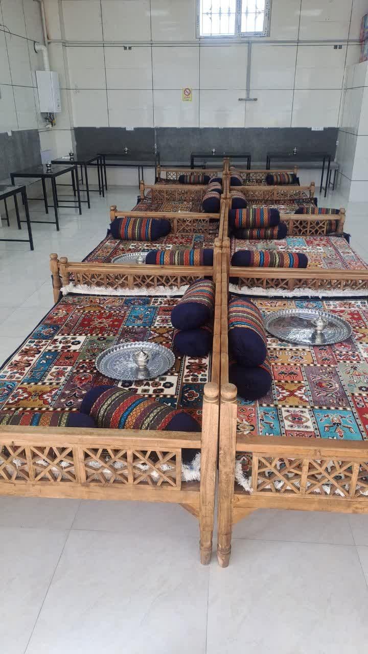 تولید انواع تخت های سنتی|مبلمان خانگی و میز عسلی|قزوین, |دیوار