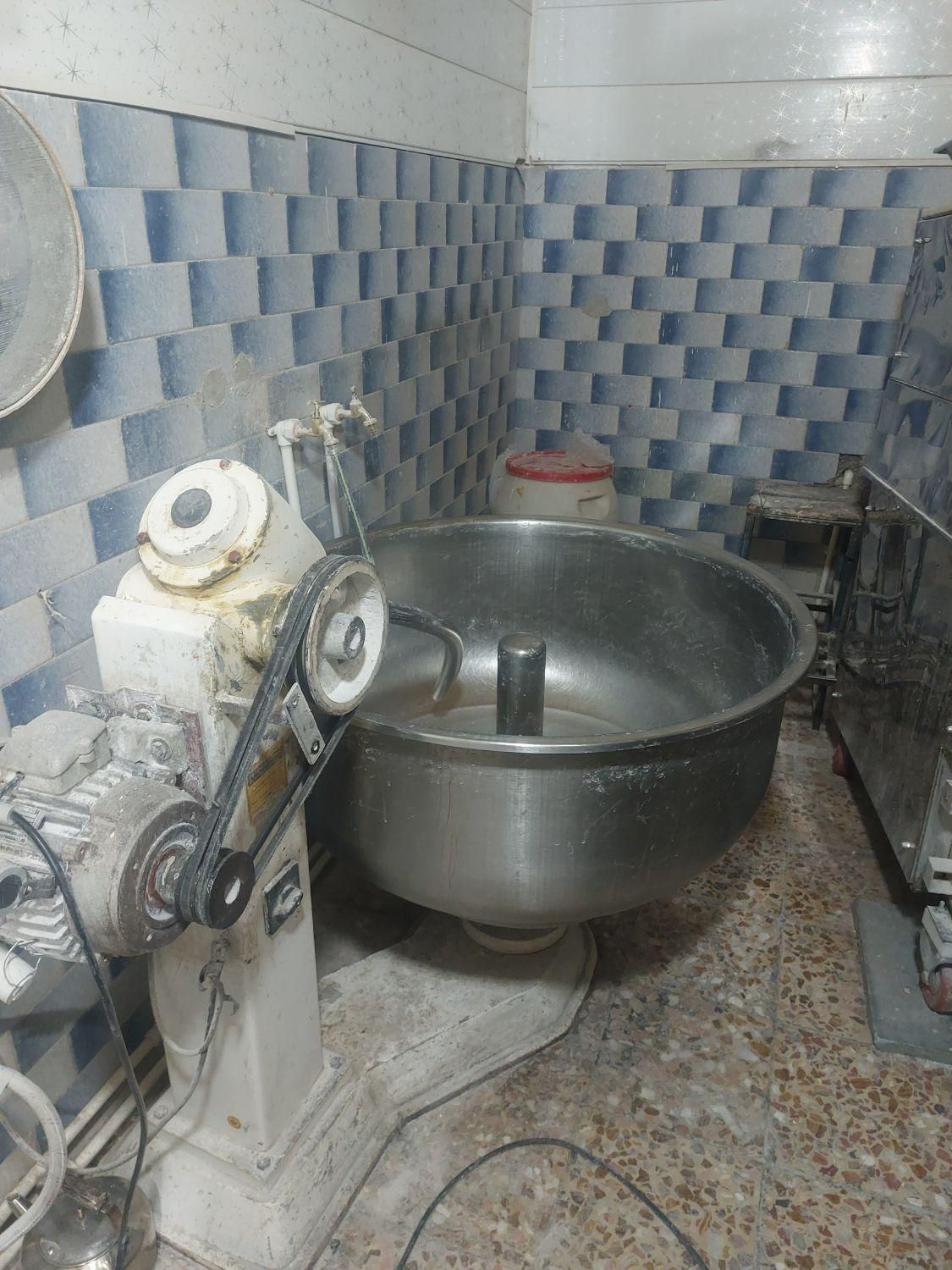 فروش امتیاز نانوایی لواش سهمیه دولتی|فروشگاه و مغازه|کوهدشت, |دیوار