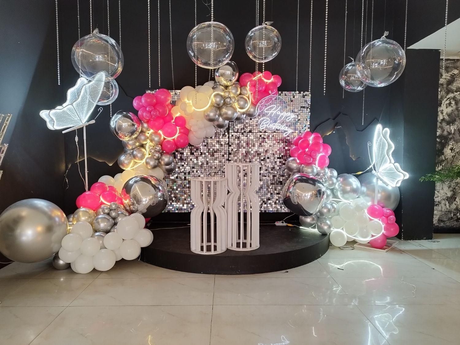 بادکنک آرایی و گل آرایی اجاره دکور تولد عقد نامزدی|خدمات پذیرایی، مراسم|تهران, افسریه شمالی|دیوار