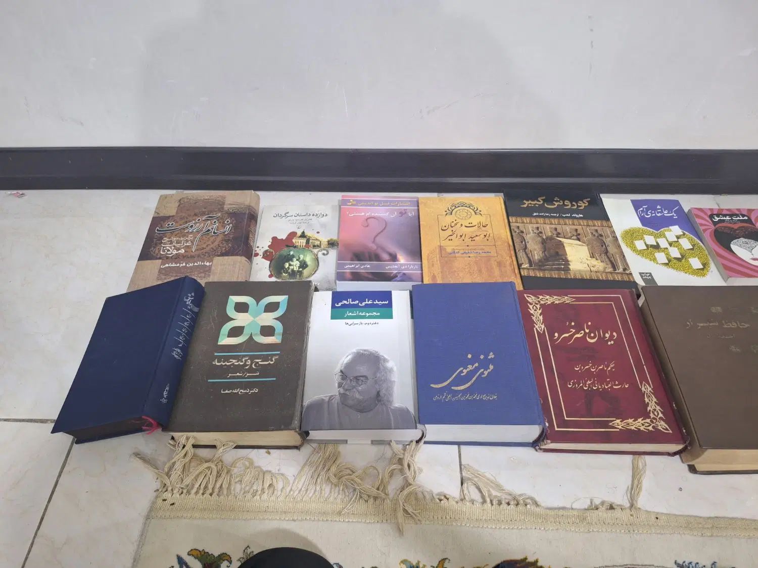 خریدار و فروشنده کتاب و کارتن وخرده ریز انباری|کتاب و مجله تاریخی|کرج, گلشهر|دیوار