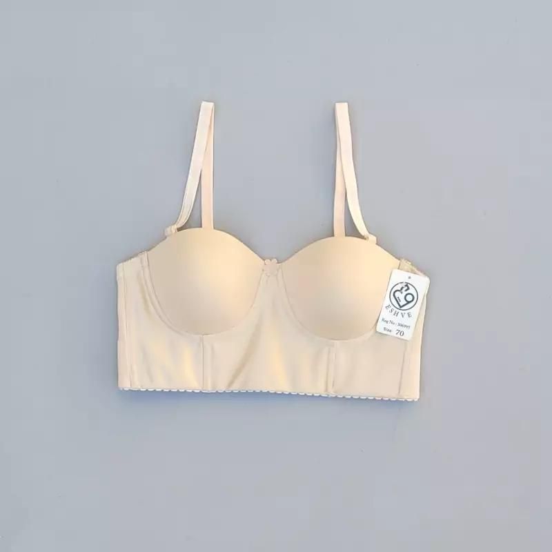 سوتین دکلته مجلسی|لباس|گلستان (تهران), |دیوار