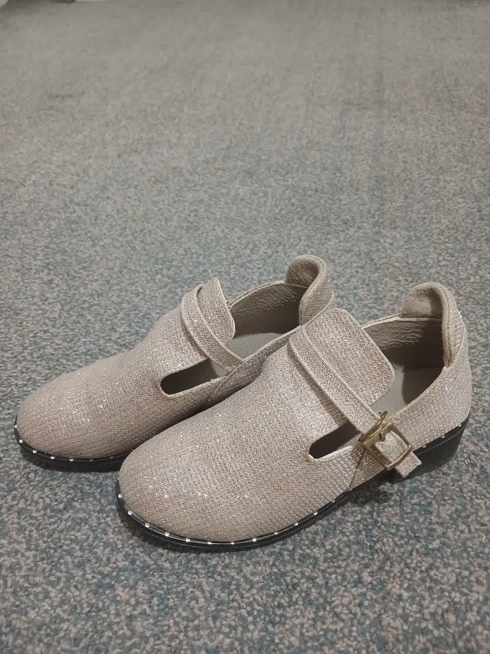 لباس  و کفش مجلسی۱۰ تا ۱۲ سال|کفش و لباس بچه|اندیشه, اندیشه فاز ۲|دیوار