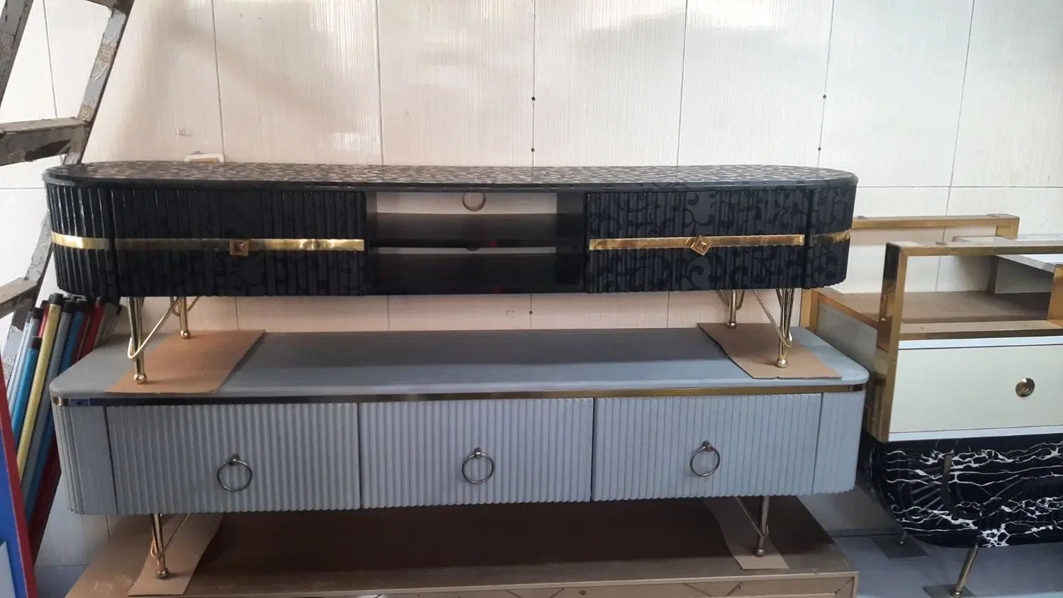 حراج میز lcd بعلت کمبود جا و تغییرشغل یا معاوضه|حراج|چهاردانگه (تهران), |دیوار