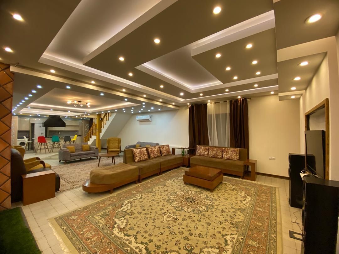 اجاره روزانه ویلا شیک و تمیز|اجارهٔ کوتاه‌مدت ویلا و باغ|ماهدشت, |دیوار