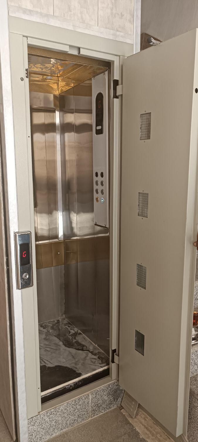 طراحی و ساخت انواع بالابر و آسانسور هیدرولیک|خدمات پیشه و مهارت|خمینیشهر, |دیوار