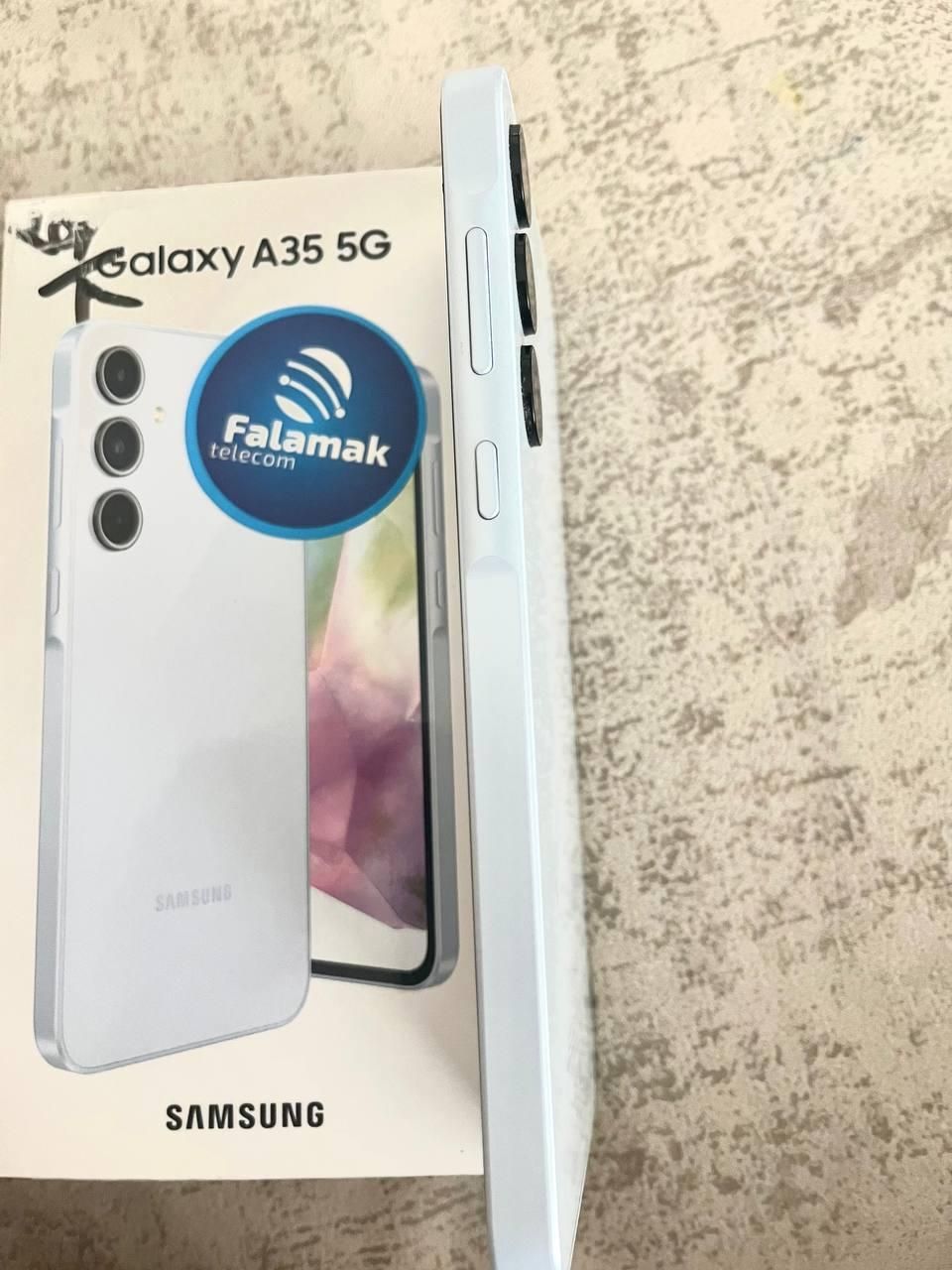 سامسونگ Galaxy A35 با حافظهٔ ۲۵۶ گیگابایت+اداپتور|موبایل|تهران, حکیمیه|دیوار