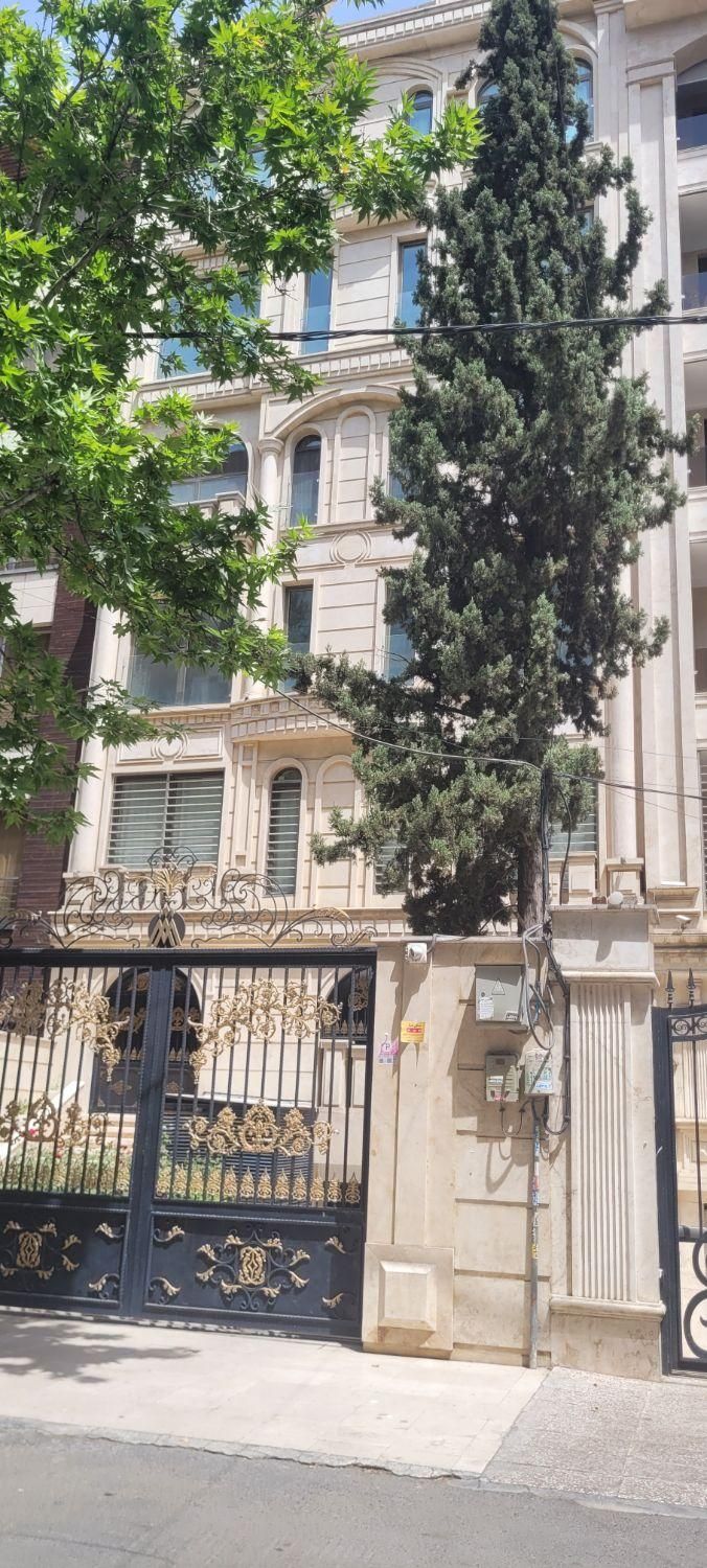 ۱۰۶متر سند اداری ونک ملاصدرا شیراز|فروش دفتر کار، اتاق اداری، مطب|تهران, ونک|دیوار