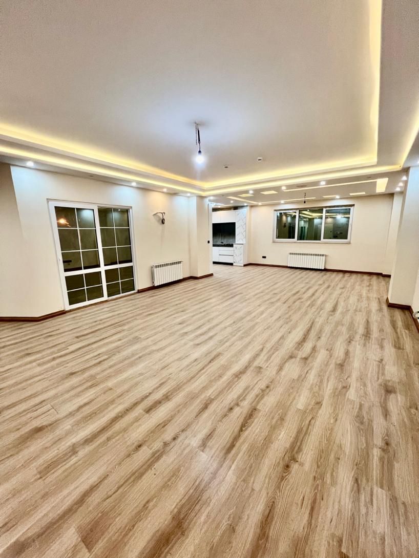 فروش آپارتمان ۱۷۶ متری ۳ خوابه در گلسار|فروش آپارتمان|رشت, گلسار|دیوار