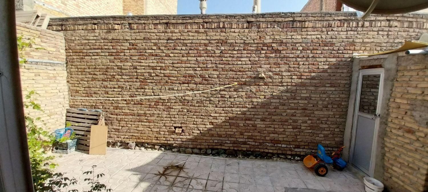 فروش خانه۱۴۴ متری در دانشسرا ۷۲دستگاه ایمان۶۰|فروش خانه و ویلا|اهر, |دیوار