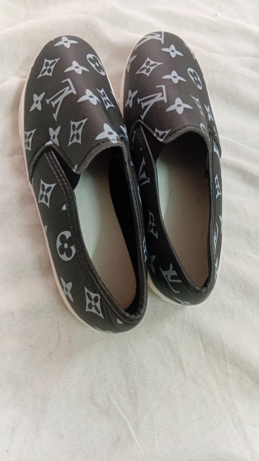 ۲جفت کفش نو زنانه چرم سایز۳۹ و۳۷)|کیف، کفش، کمربند|قم, آذر (نکویی)|دیوار