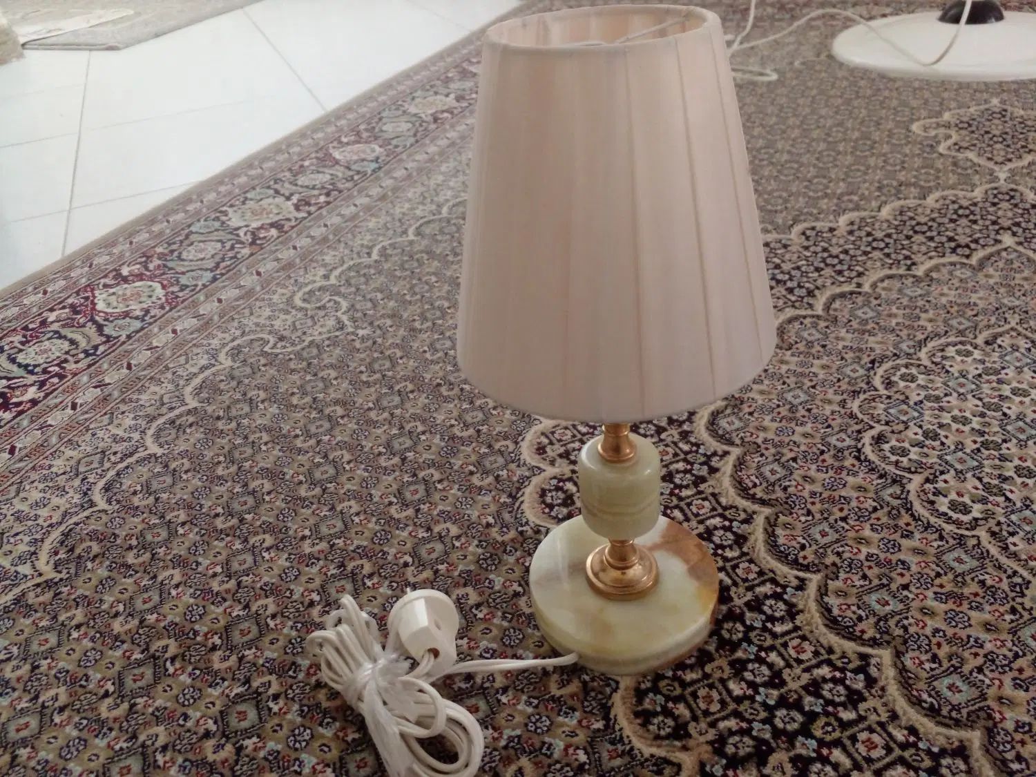 کاملا سالم  قد ۳۰ سانت|چراغ خواب و آباژور|تهران, جنت‌آباد مرکزی|دیوار