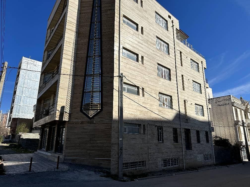 ۵۰۰ متر تجاری بر آزادی ۹|فروش مغازه و غرفه|ایلام, |دیوار