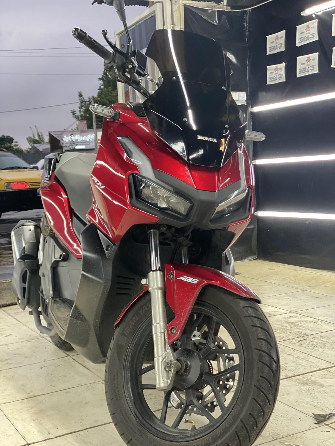 شیشه دودی دولایه آمریکایی|خدمات موتور و ماشین|رشت, منظریه|دیوار