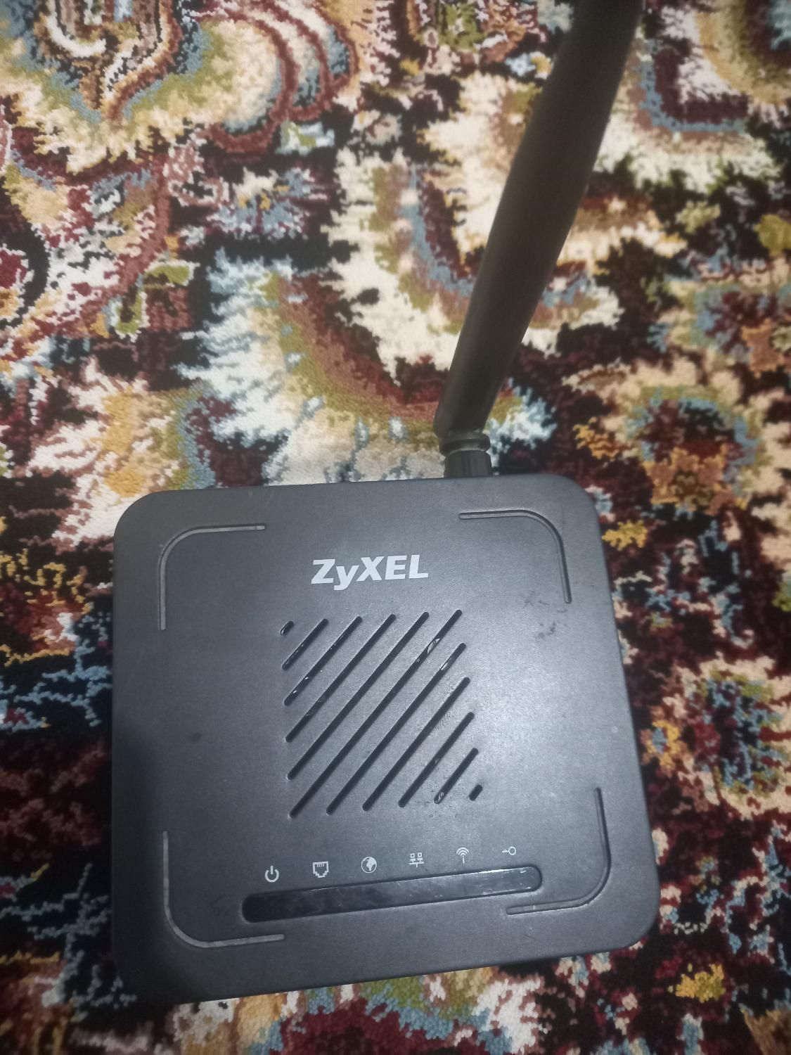 وای فای zyxel دو پورته|مودم و تجهیزات شبکه|جوانرود, |دیوار