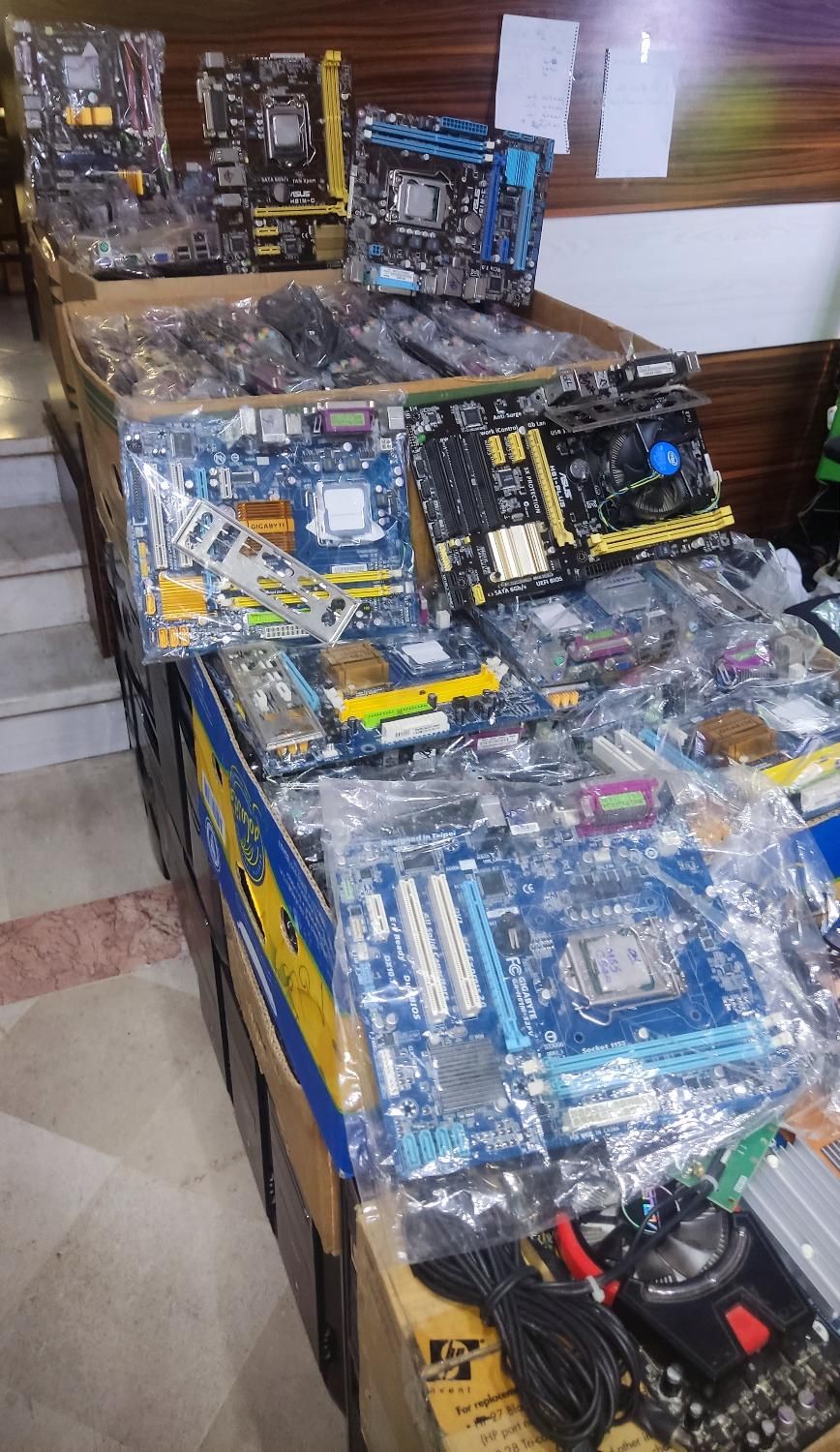 فروش مادربرد ddr2 ddr3 ddr4 جهت اسمبل شرکت گیمنت|قطعات و لوازم جانبی رایانه|تهران, پرستار|دیوار