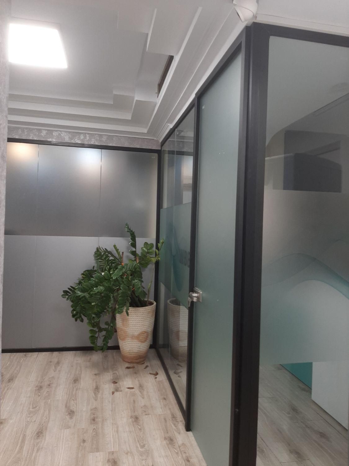 ۱۵۰متراداری زعفرانیه طبقه۶ پنجره ها قدی فول|اجارهٔ دفتر کار، اتاق اداری، مطب|تهران, زعفرانیه|دیوار