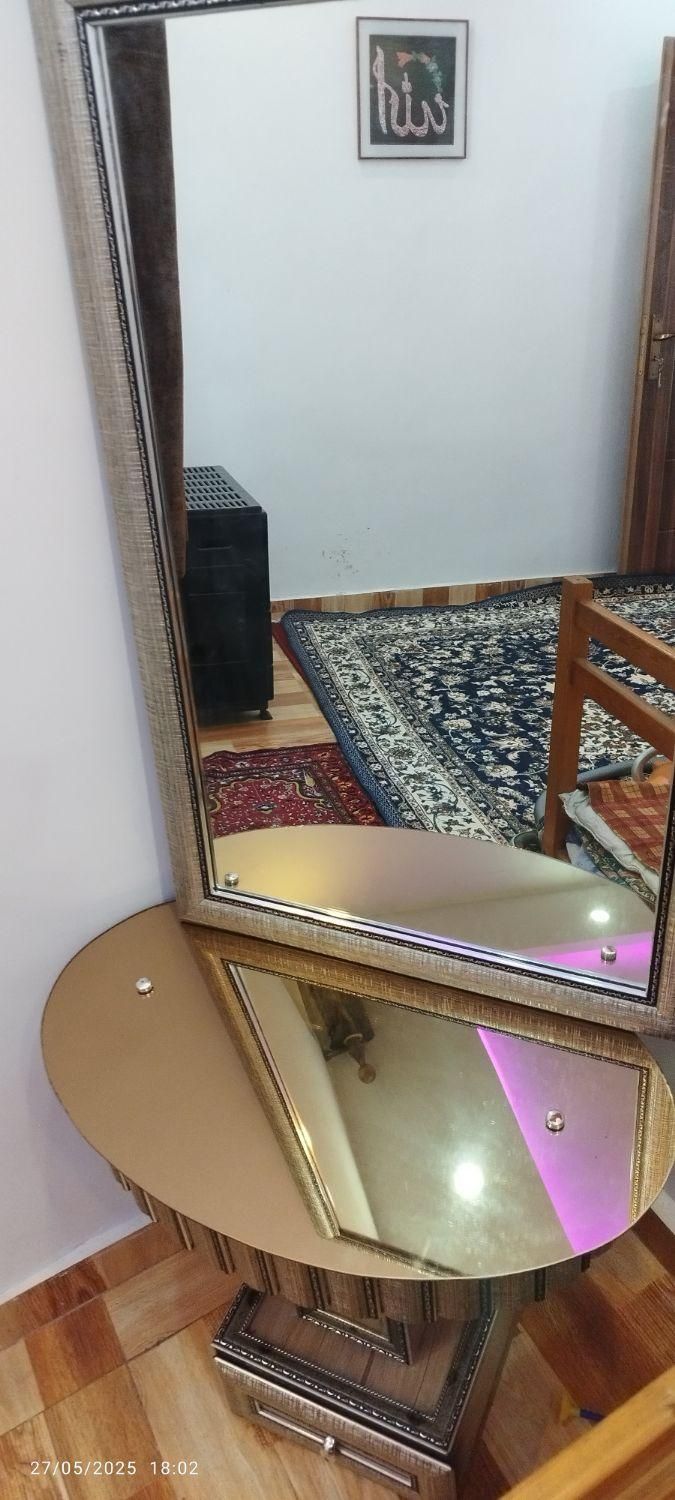 آینه و کنسول|بوفه، ویترین، کنسول|بندر انزلی, تربه گوده|دیوار