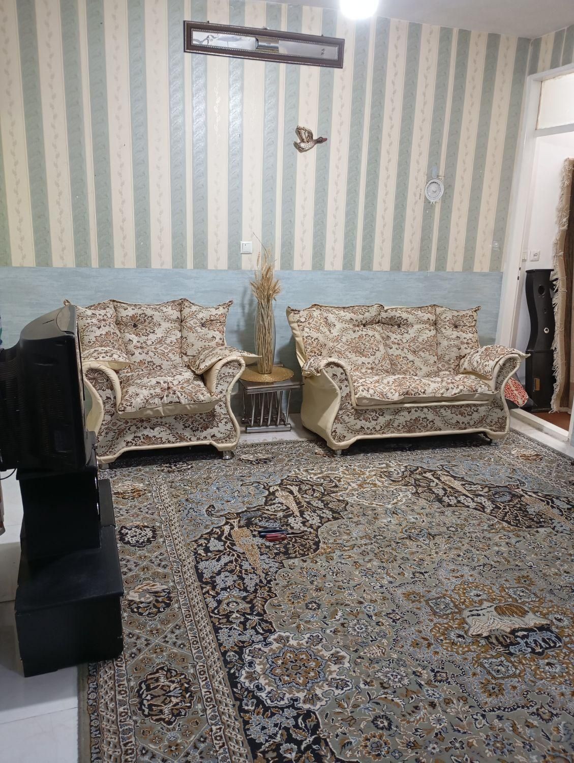 اجاره سوییت همکف راه جدا.|اجارهٔ کوتاه‌مدت آپارتمان و سوئیت|مشهد, طبرسی شمالی|دیوار