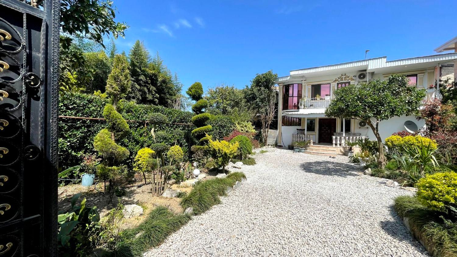 ویلاستخردار ۴خواب باآلاچیق وبرکه ماهی بدون واسطه|اجارهٔ کوتاه‌مدت ویلا و باغ|رامسر, |دیوار