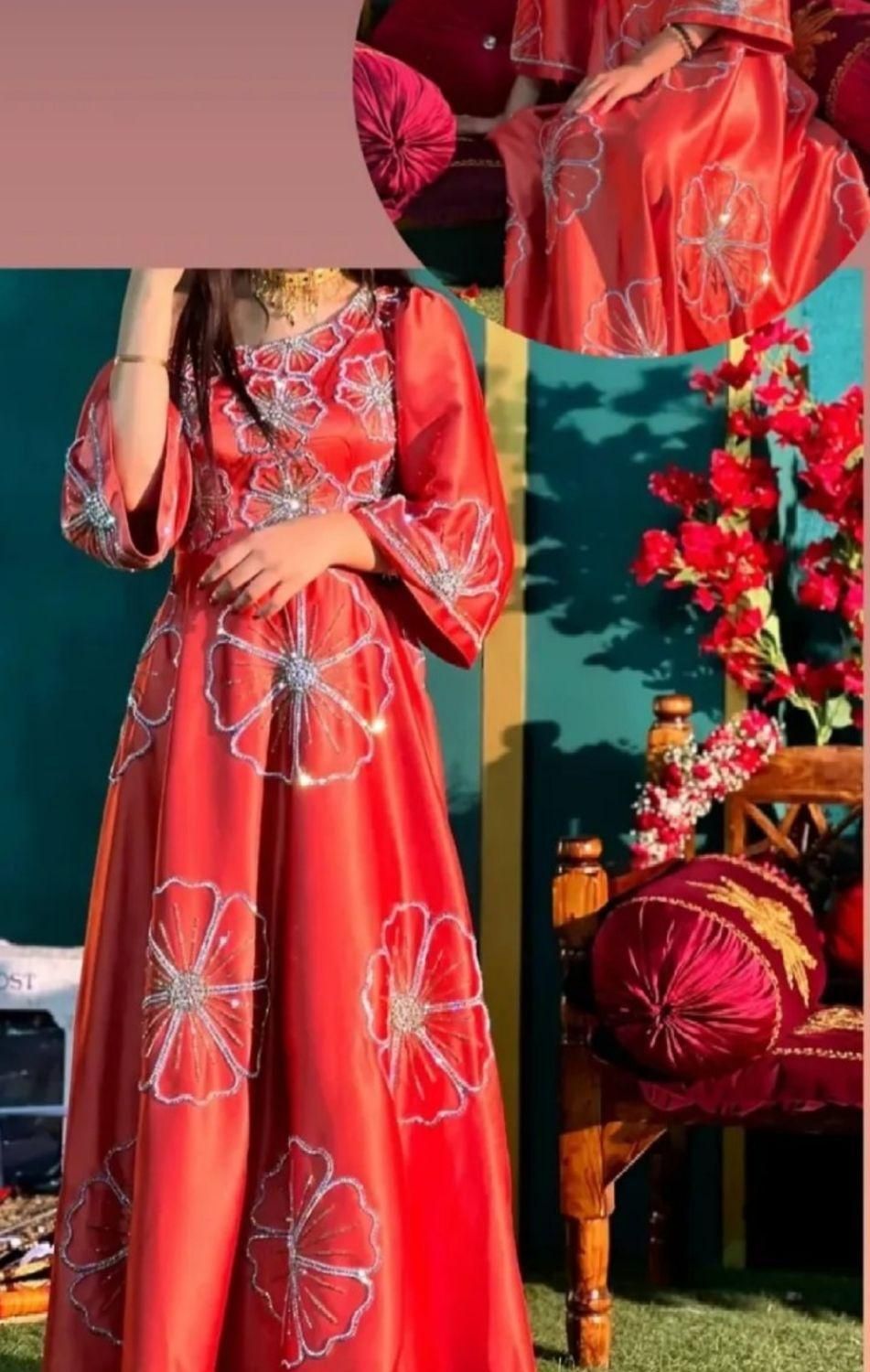 لباس گلابتونی|لباس|کهنوج, |دیوار