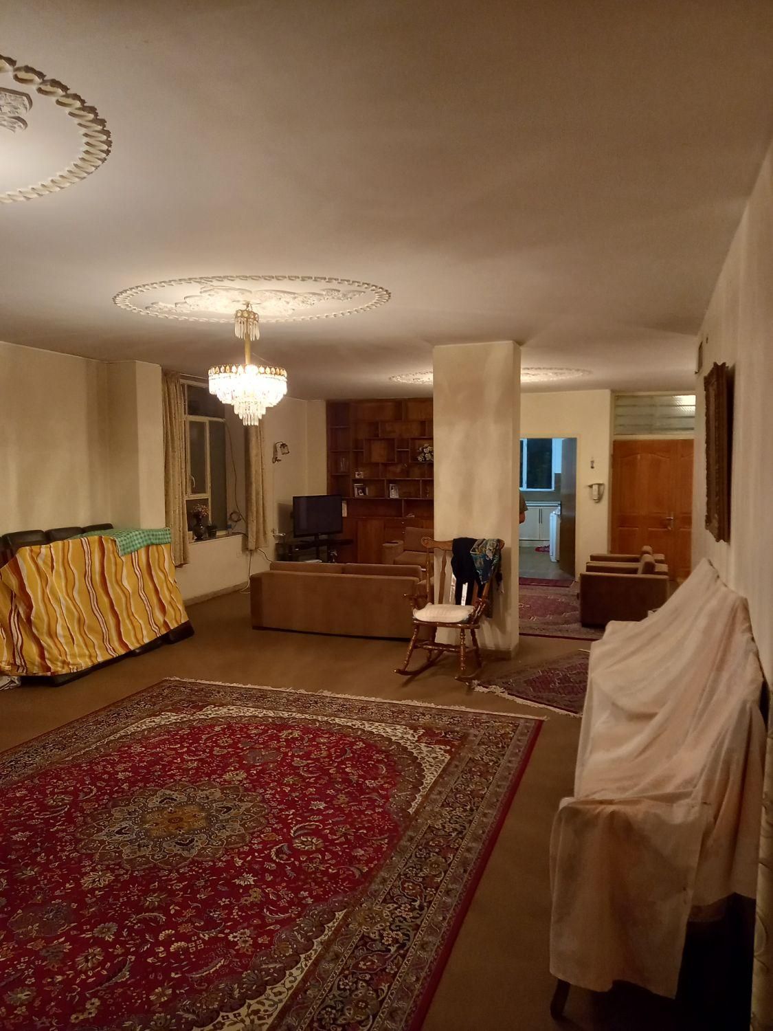 آپارتمان ۲۰۵ متر سه خواب تک‌ واحدی  بر ذولانوار|فروش آپارتمان|شیراز, سینما سعدی|دیوار