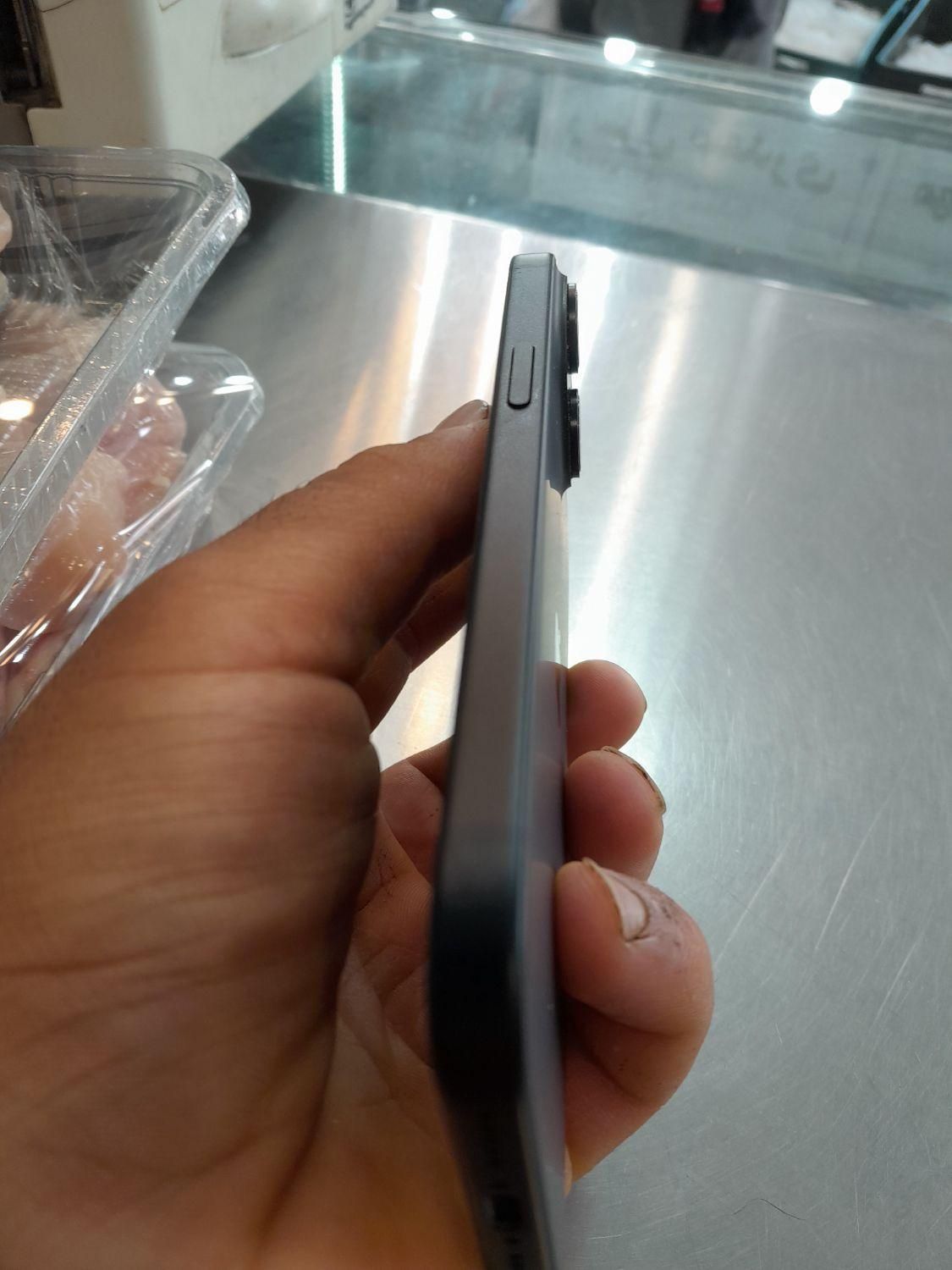 اپل iPhone 15 Plus با ۱۲۸ گیگابایت باتری۱۰۰|موبایل|تهران, پاسداران|دیوار