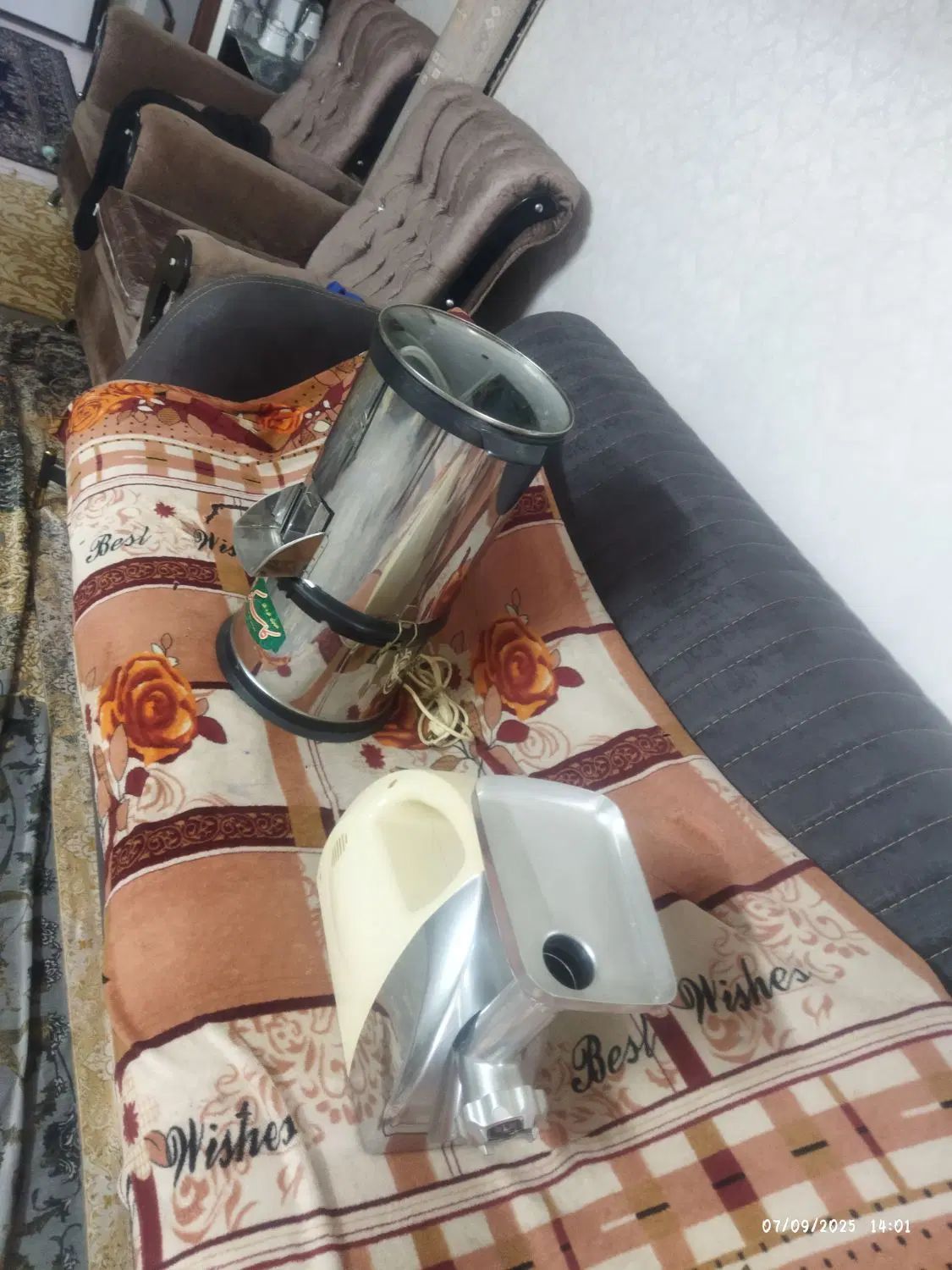 یک عدد چرخ گوشت یک سبزی خردکن نونونصف قیمت هردوباه|خردکن، آسیاب، غذاساز|گلبهار, شهر جدید گلبهار|دیوار